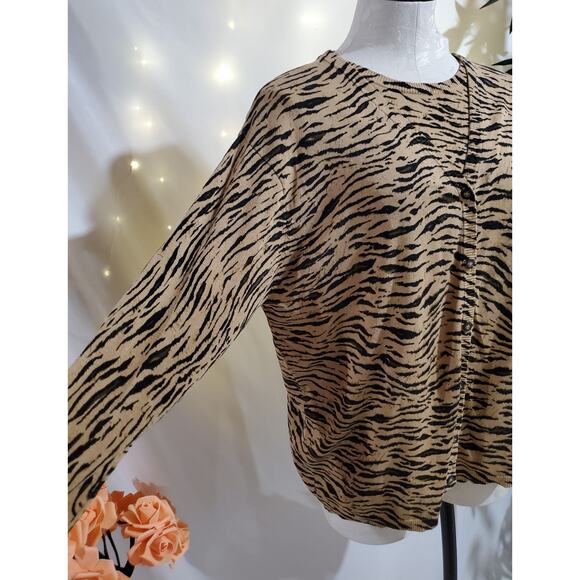 Elizabeth Liz Claiborne 100% Silk Tiger Animal Print Sweater Set Womens Size L - Picture 6 of 9